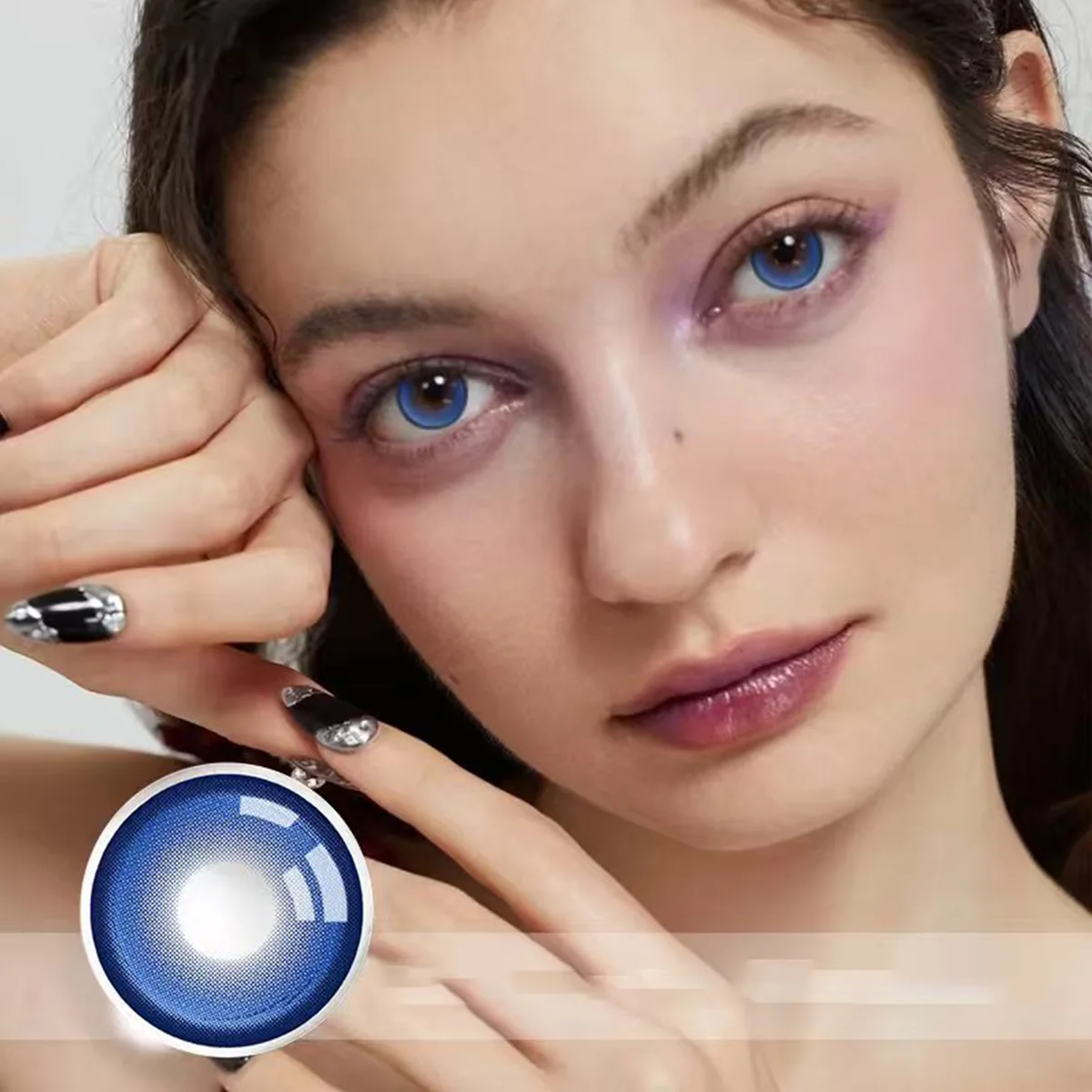 Cosplay Contacts at gazechic